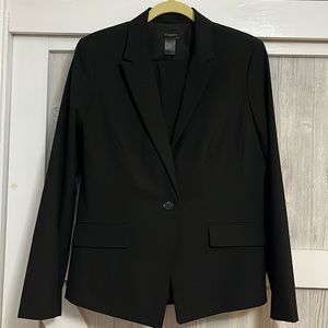 Women’s suit